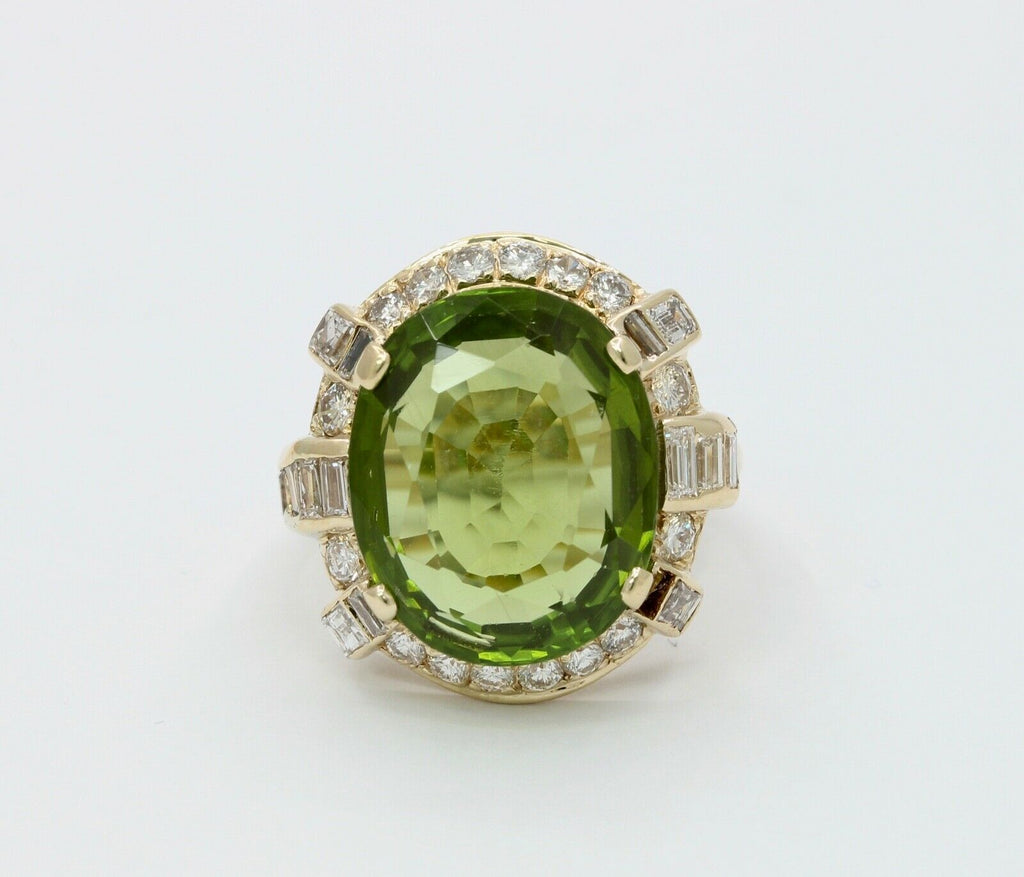 Vintage Ladies Large Peridot Diamonds 18K Yellow Gold Ring