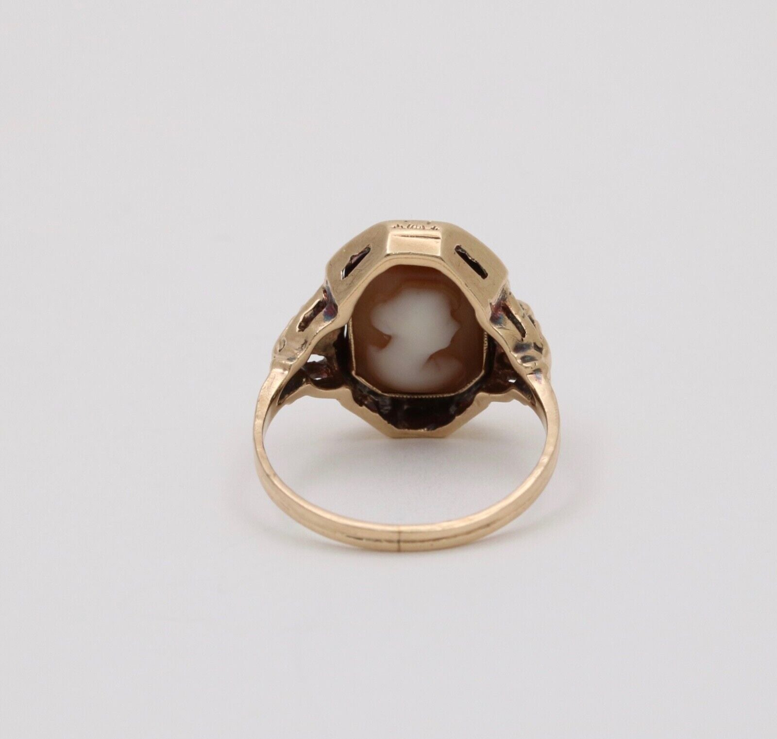 Antique Reversible Cameo and Onyx 10K Yellow Gold Ring