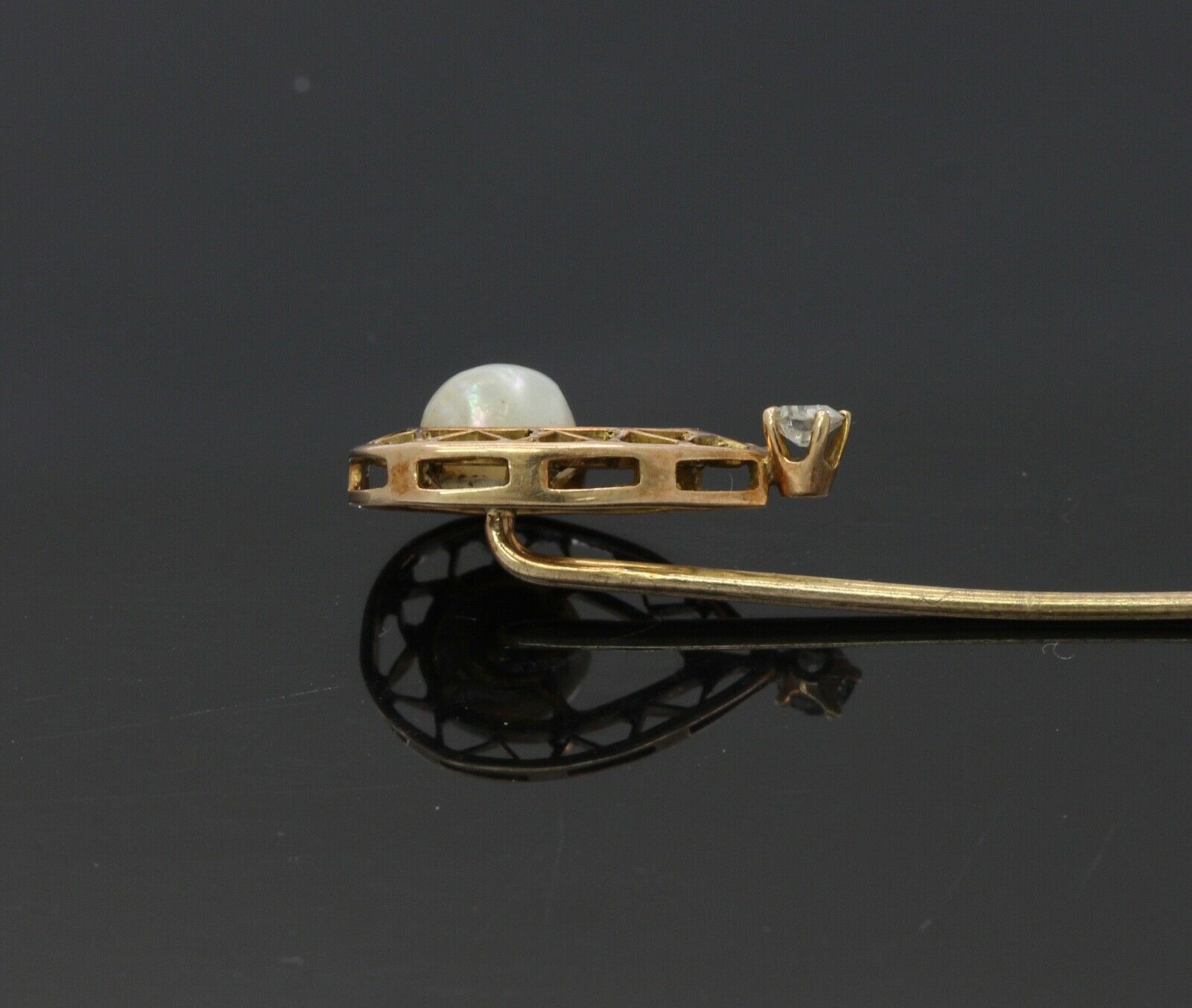 Victorian Ladies 14K Yellow Gold Pearl Diamond Stick Pin