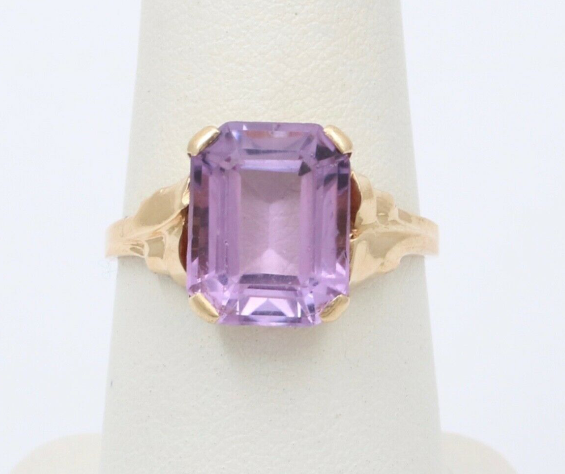 Vintage 14K Yellow Gold Amethyst Solitaire Ring , February Birthstone