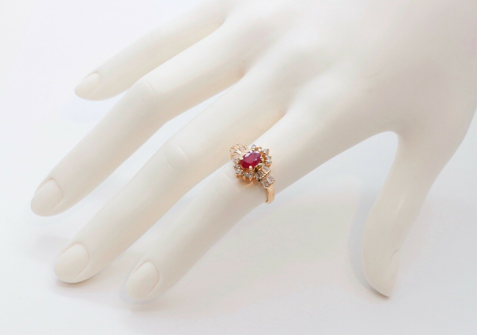 Vintage Ruby Diamonds 14K Yellow Gold Ring