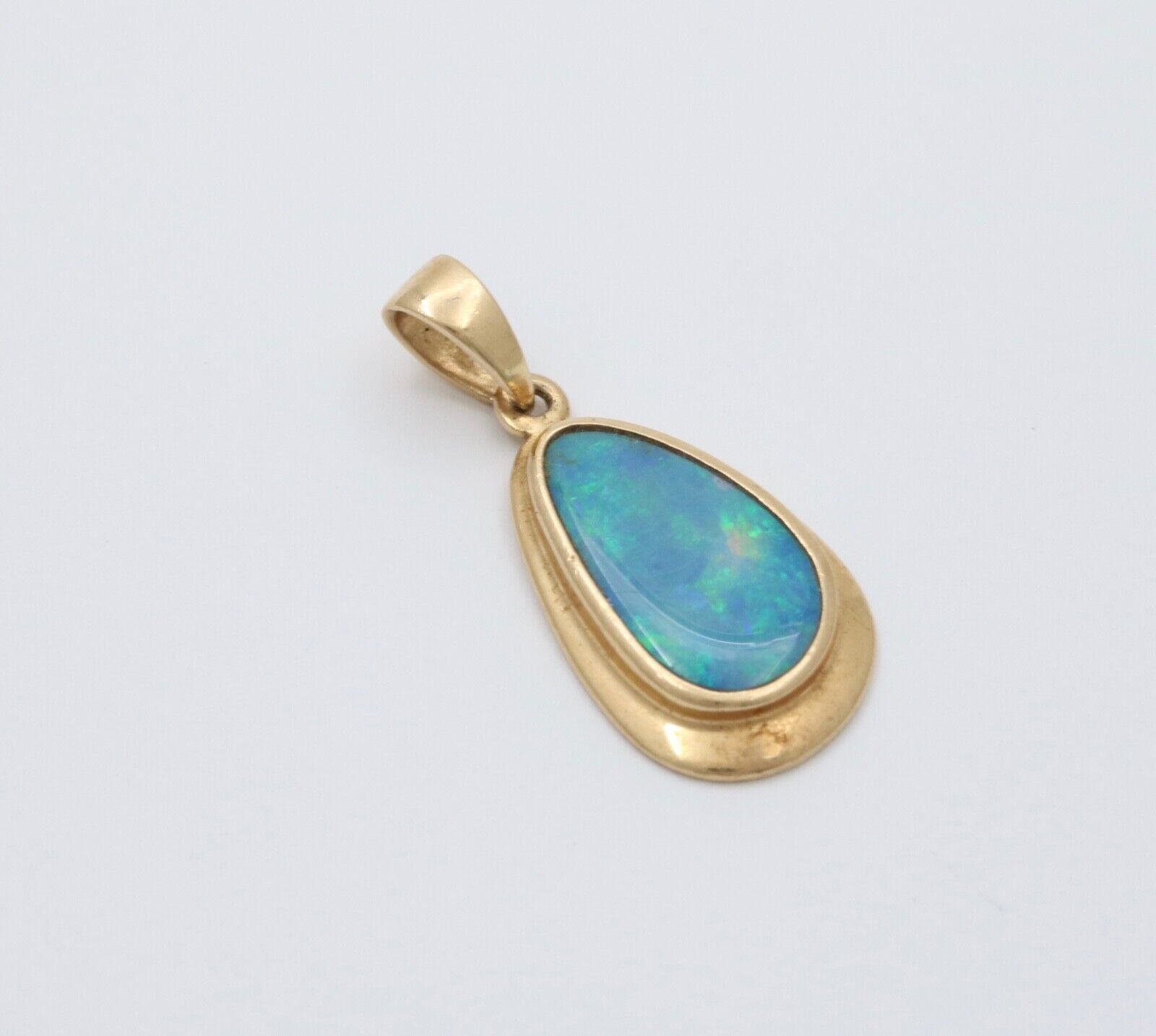 Vintage Boulder Opal 14K Yellow Gold Pendant