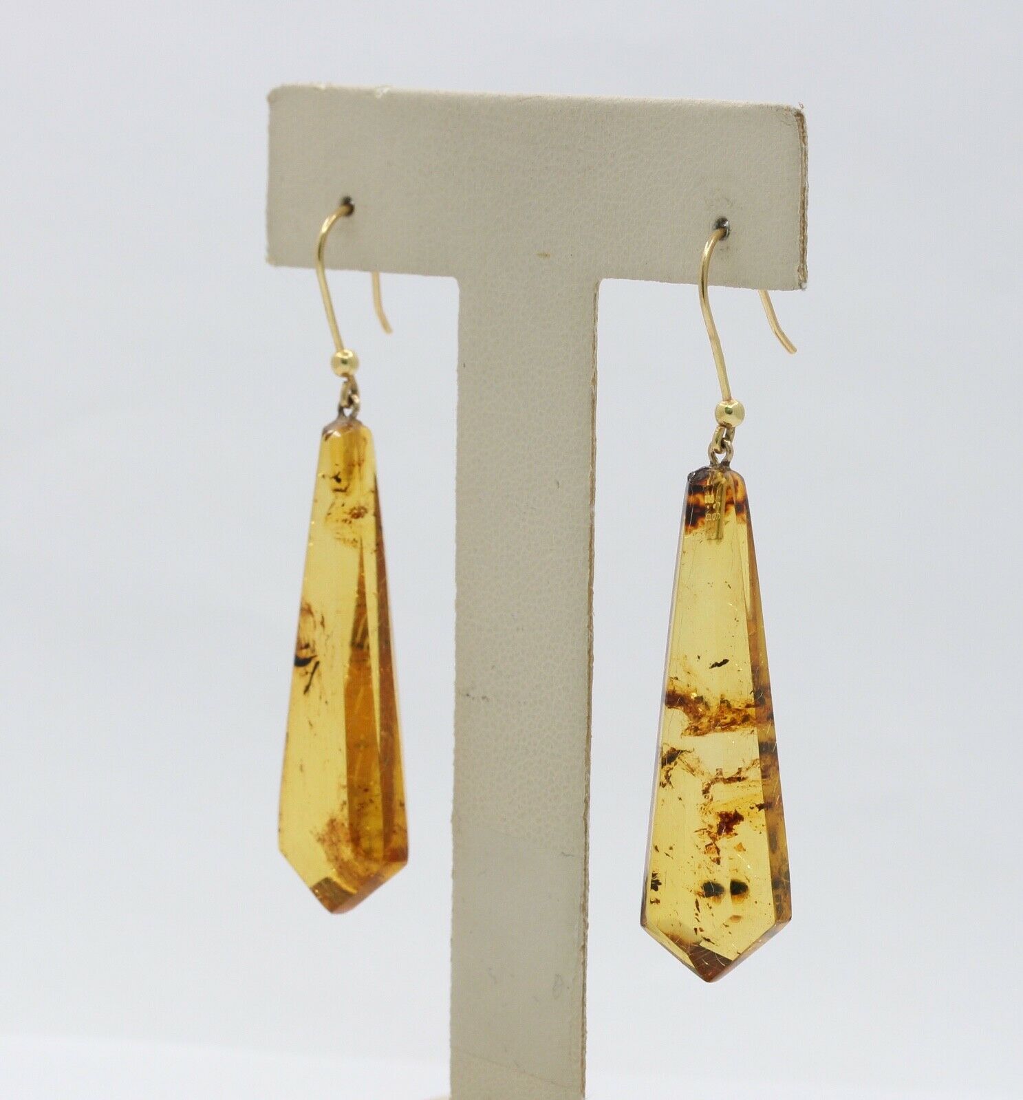 Vintage Ladies Italian Amber 18K Yellow Gold Earrings