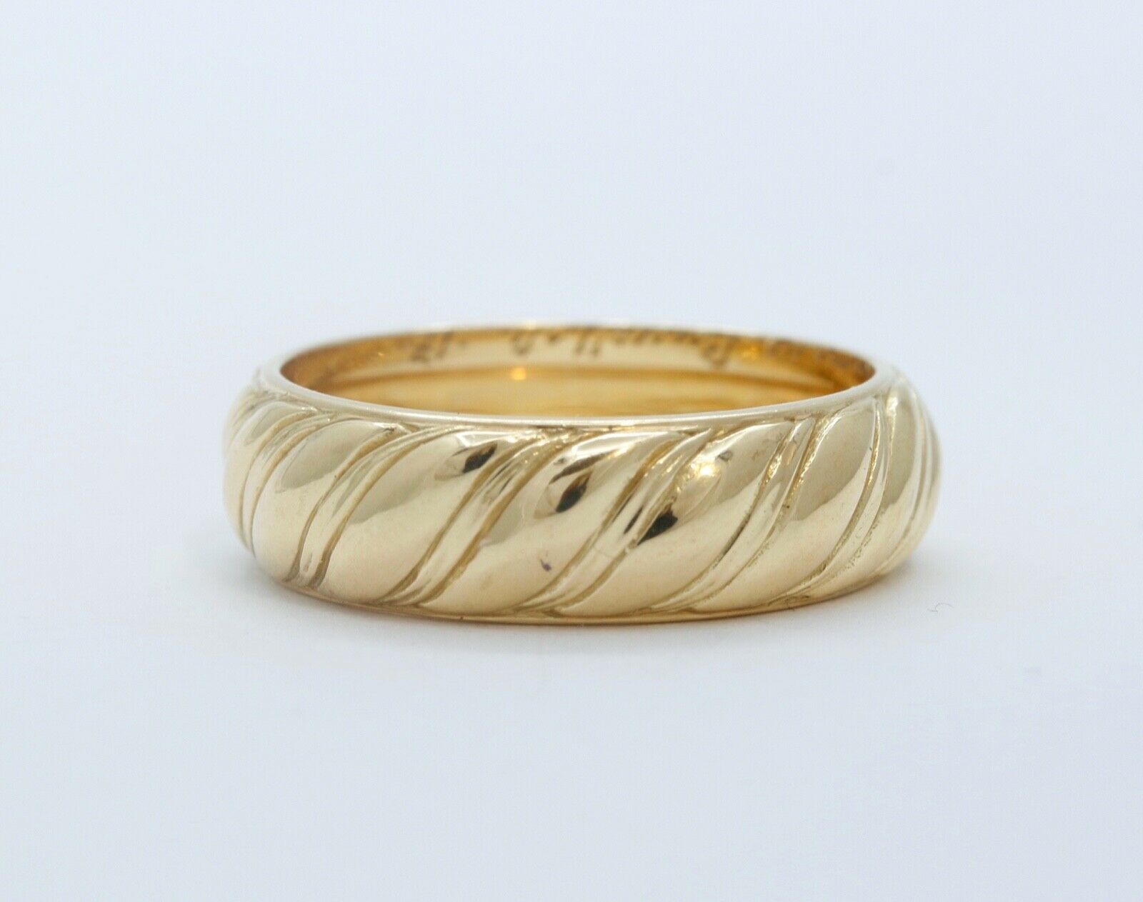 Very Fine 18K Buccelatti Cable Ring