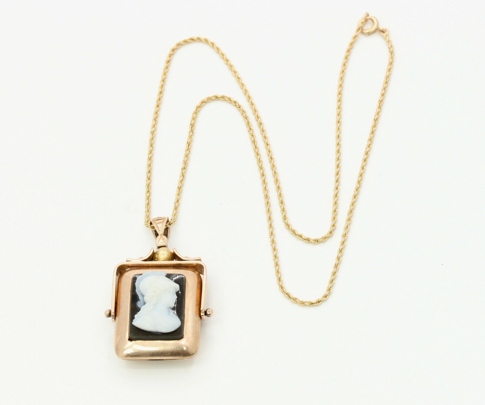 Victorian 10K Gold Onyx Sardonyx Spinning Locket Pendant Chain