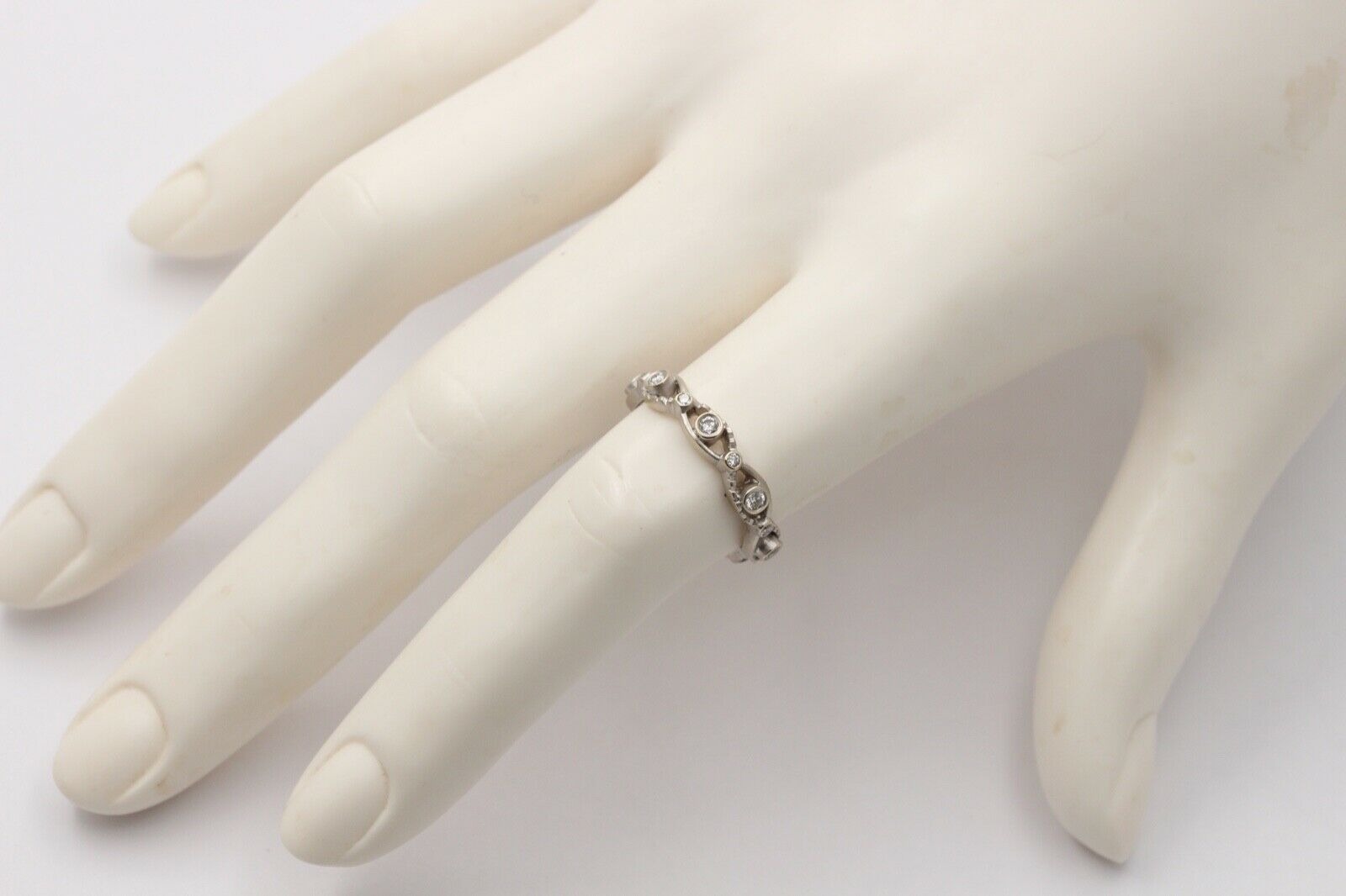 Vintage Infinity Diamond 18K White Gold Eternity Band