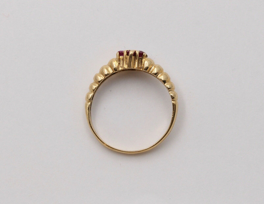 Beautiful Flower Rubies 14K Yellow Gold Ring