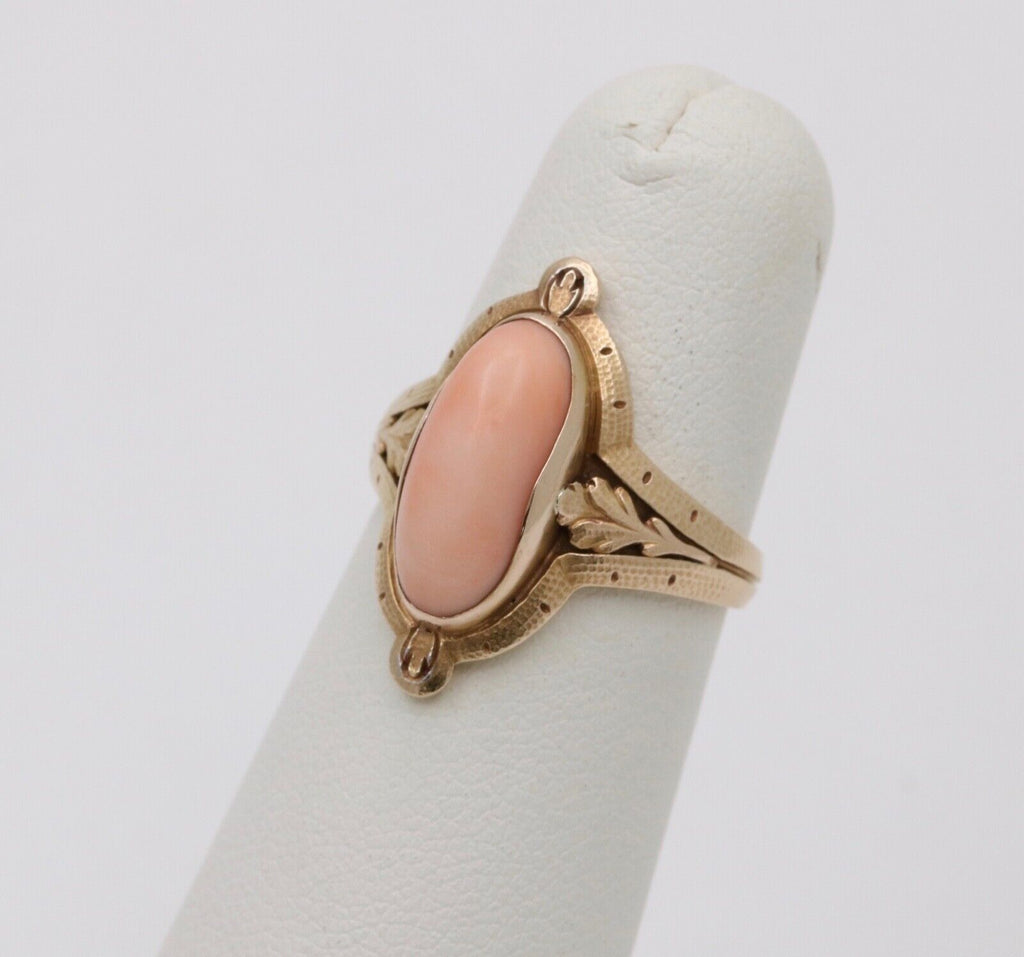 Antique 14K Yellow Gold Cushion Coral Leaf Ring
