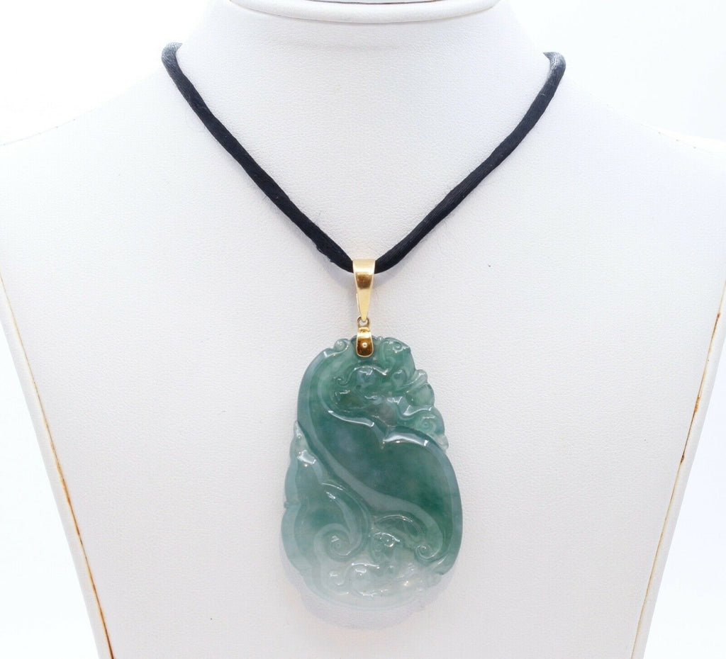 Vintage Jade 14K Yellow Gold Pendant