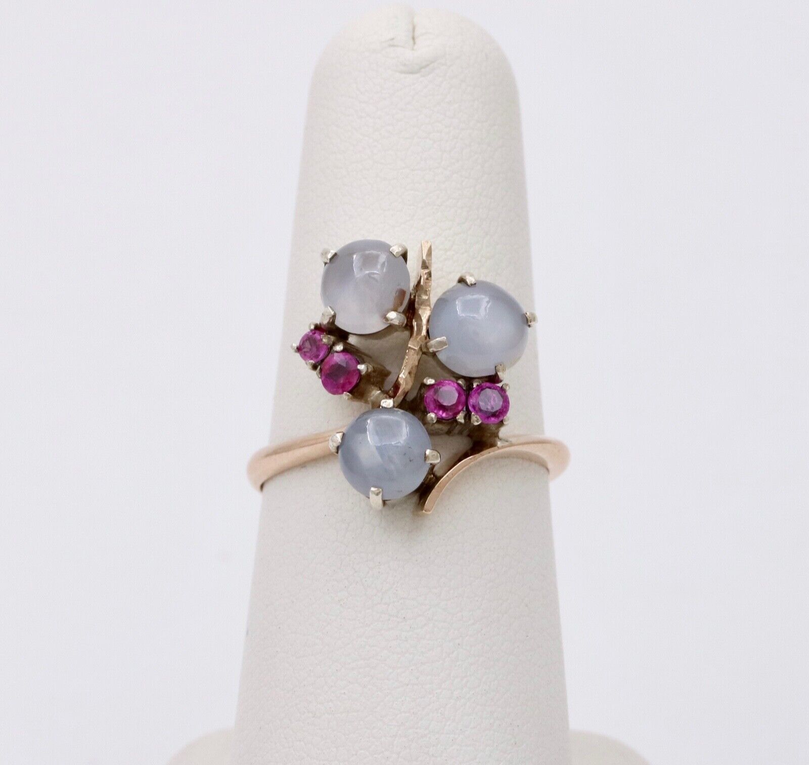Vintage Retro 14K Star Sapphire And Ruby Bypass Ring