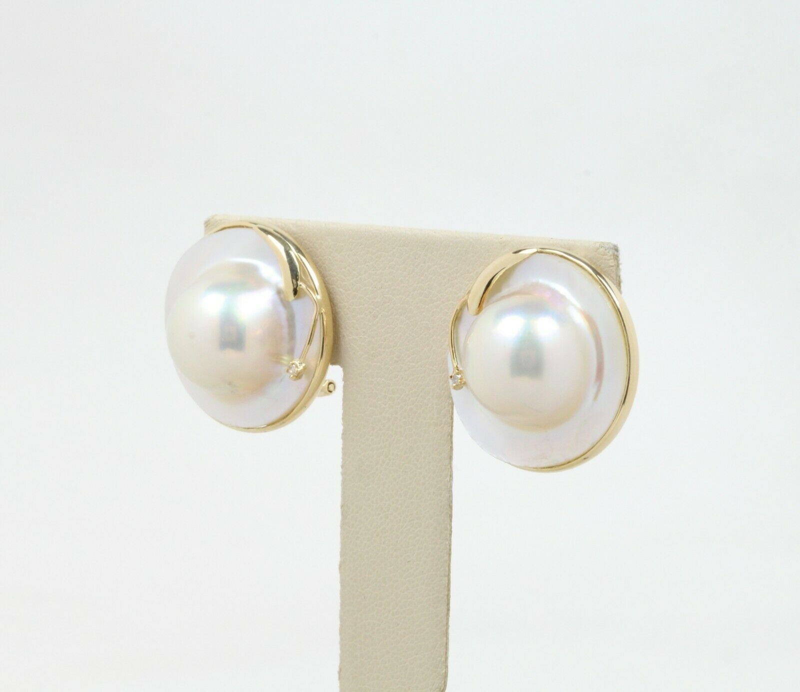 Vintage 14K Yellow Gold Mabe Pearl & Diamond Clip Earrings