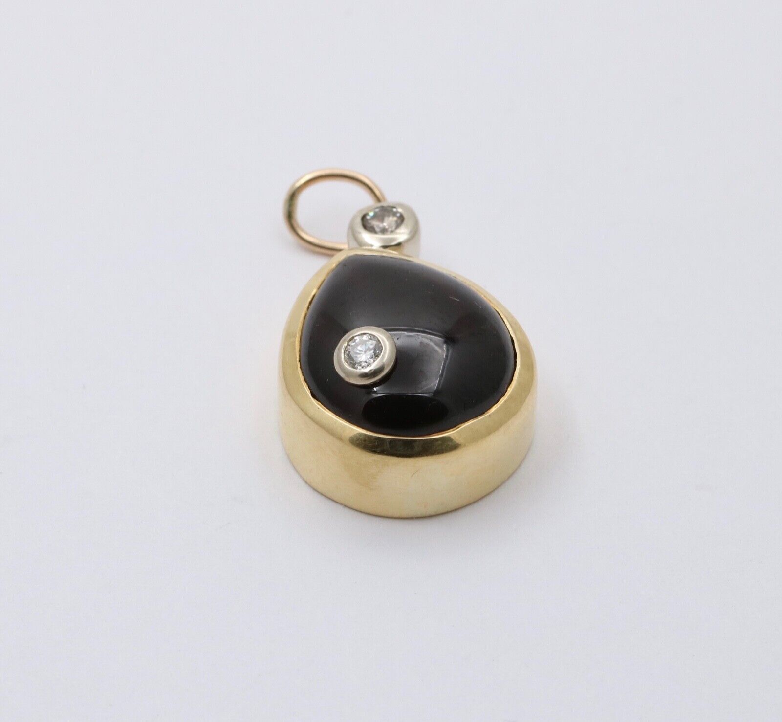 Vintage 18K Yellow Gold Rhodolite Garnet And DIamond Teardrop Pendant , Necklace