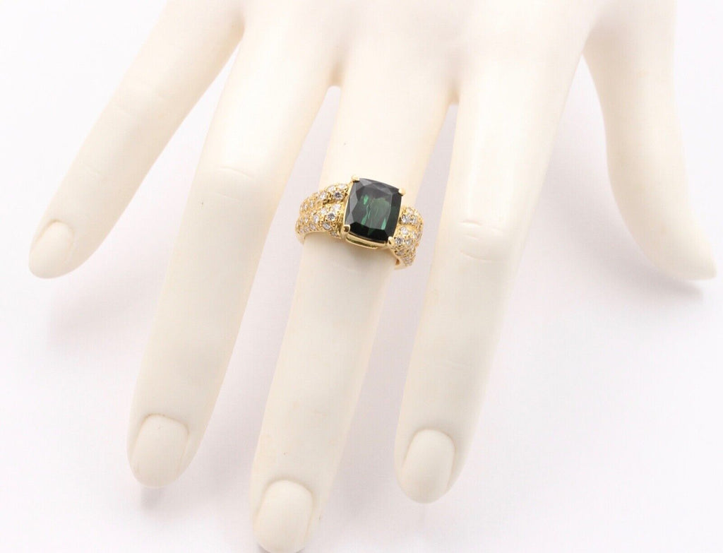 Vintage 4.35 carats Green Tourmaline 18K Gold Pave Diamond Ring