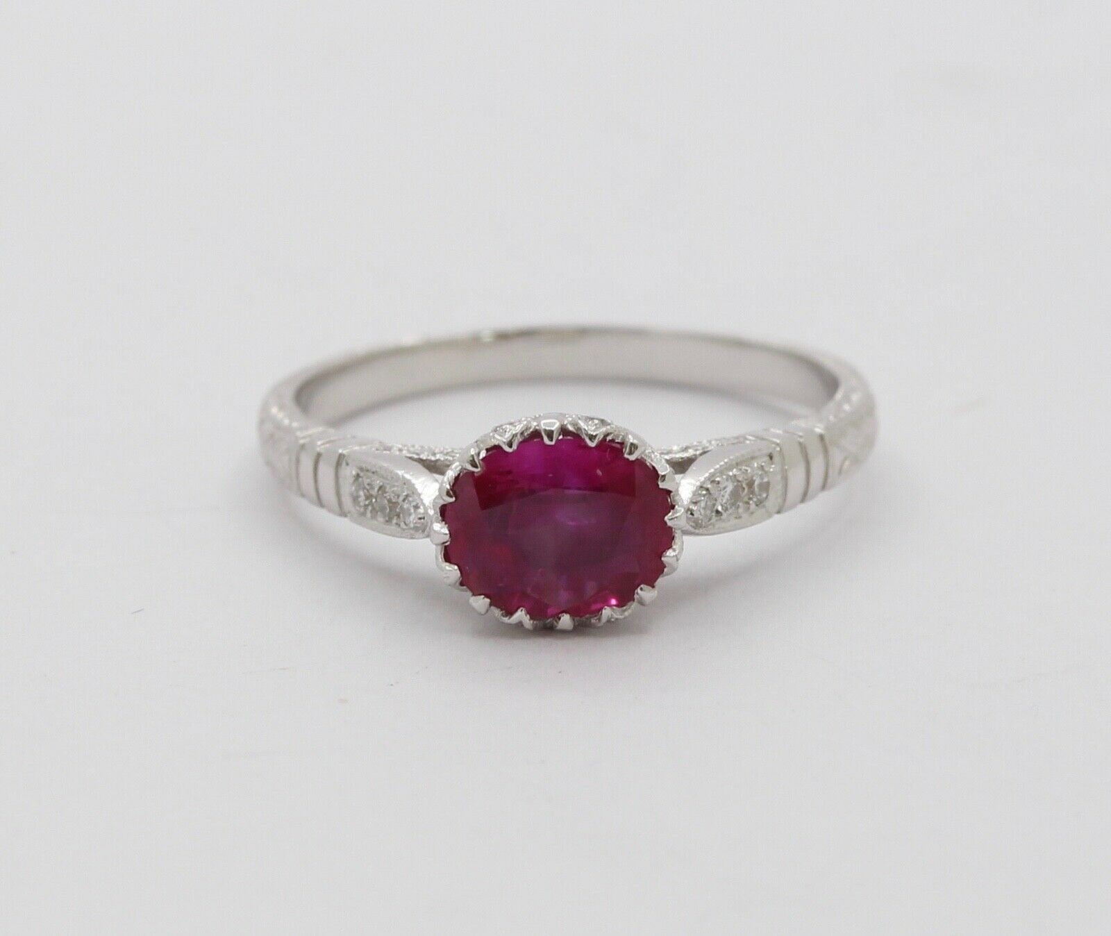 Beautiful Burmese Ruby Diamonds Ring