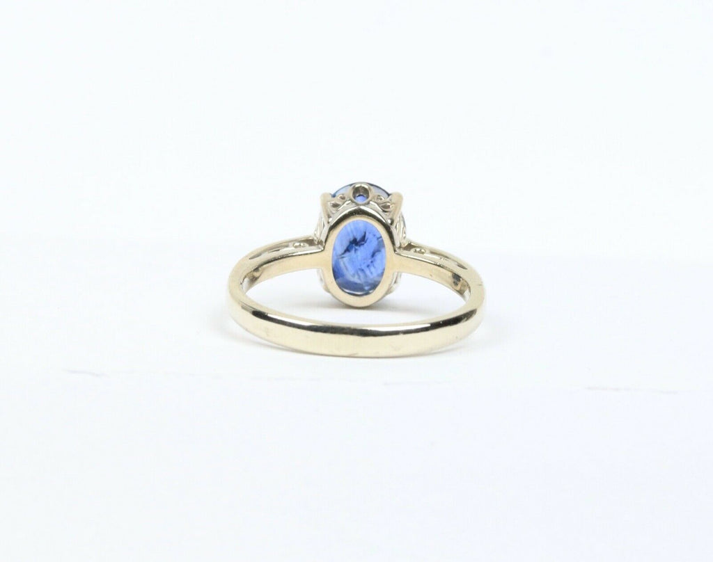 Beautiful Natural Blue Sapphire 14K White Gold Vintage Ring