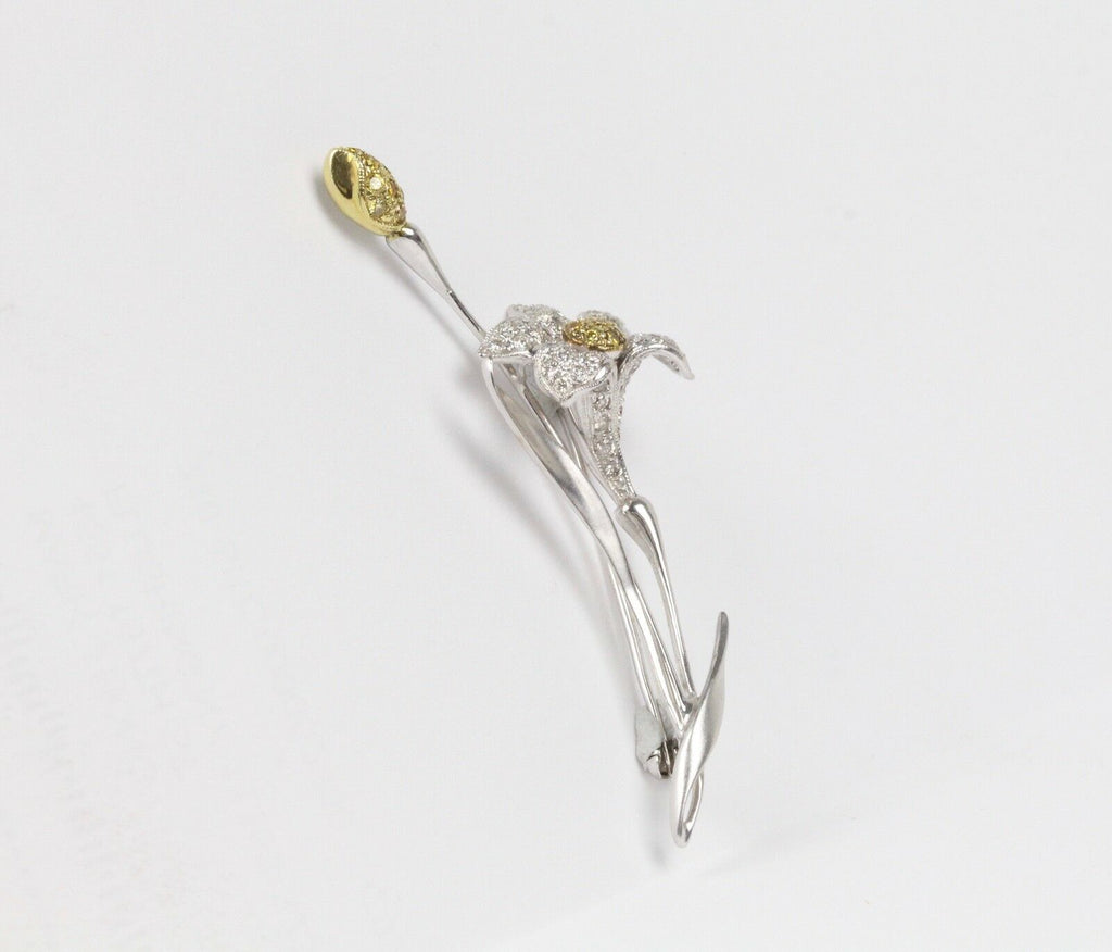 Vintage 18K White Gold Elegant Lily Flower Diamonds Brooch Pin