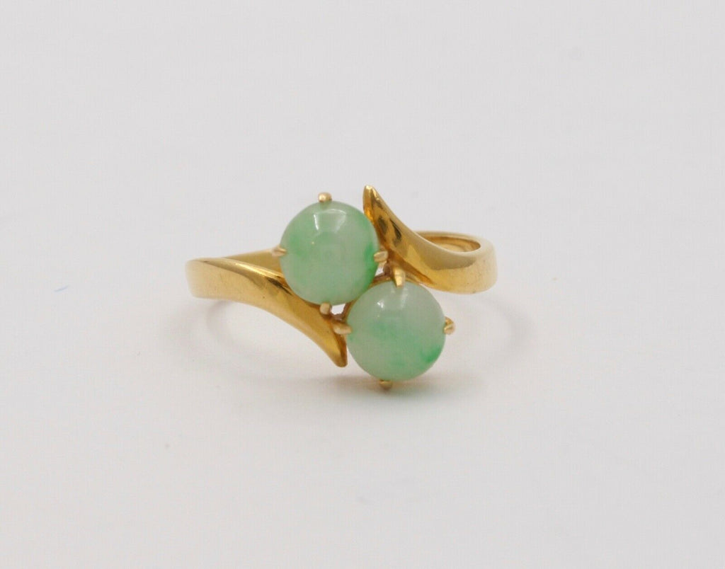 Vintage Jade 18K Yellow Gold Bypass Ring