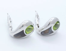 Load image into Gallery viewer, Mauboussin Vintage 18K White Gold Peridot Mother of Pearl Earrings
