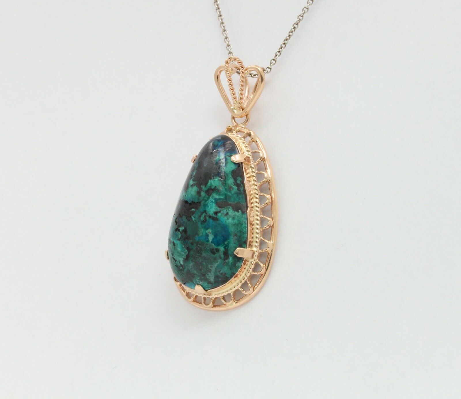 Vintage 14K Yellow Gold Turquoise Pendant