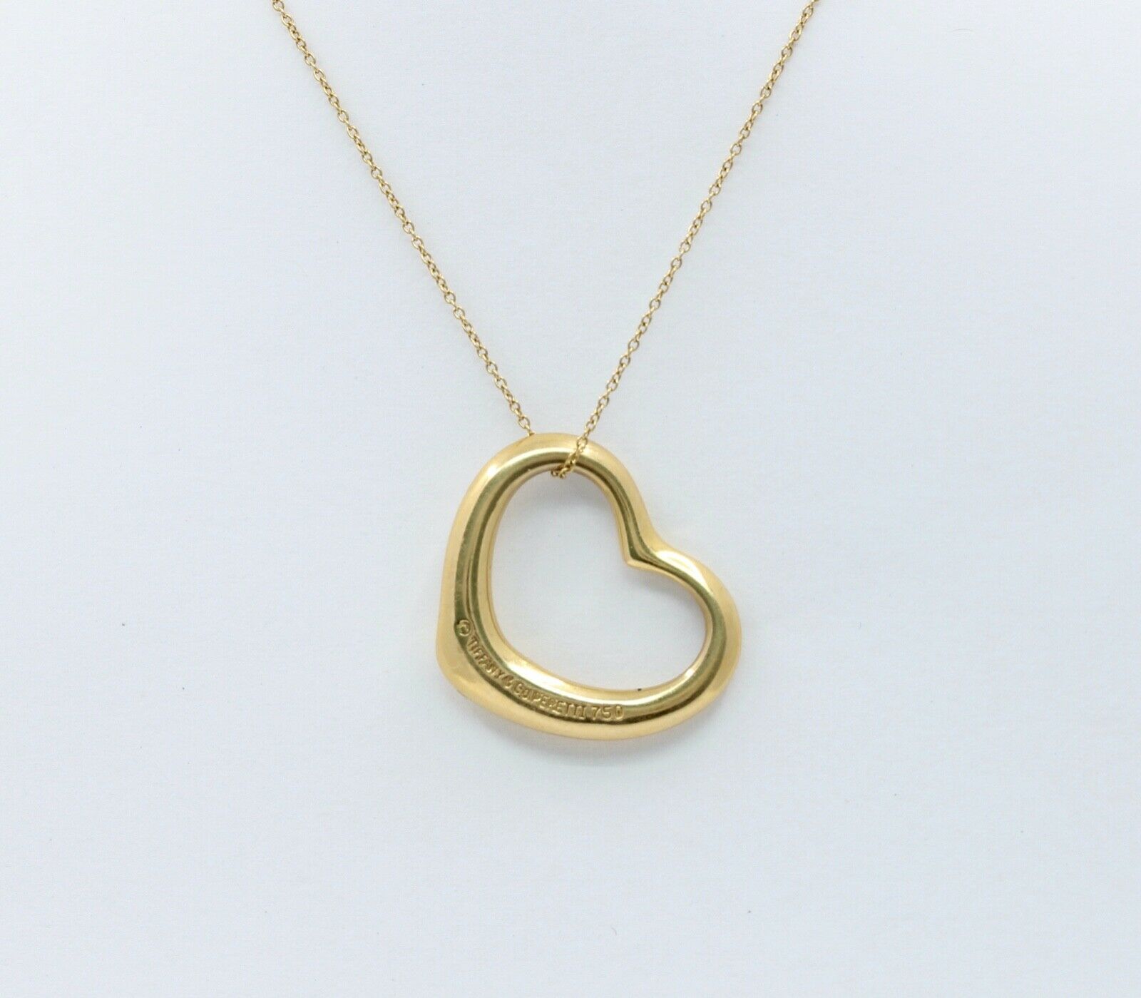 Tiffany and Co Elsa Peretti Floating Heart Pendant and Chain 18K Yellow Gold