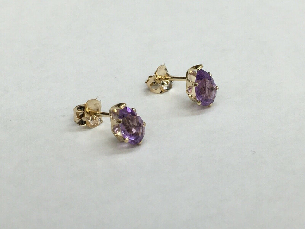 Vintage Ladies Amethyst 14K Yellow Gold Earrings