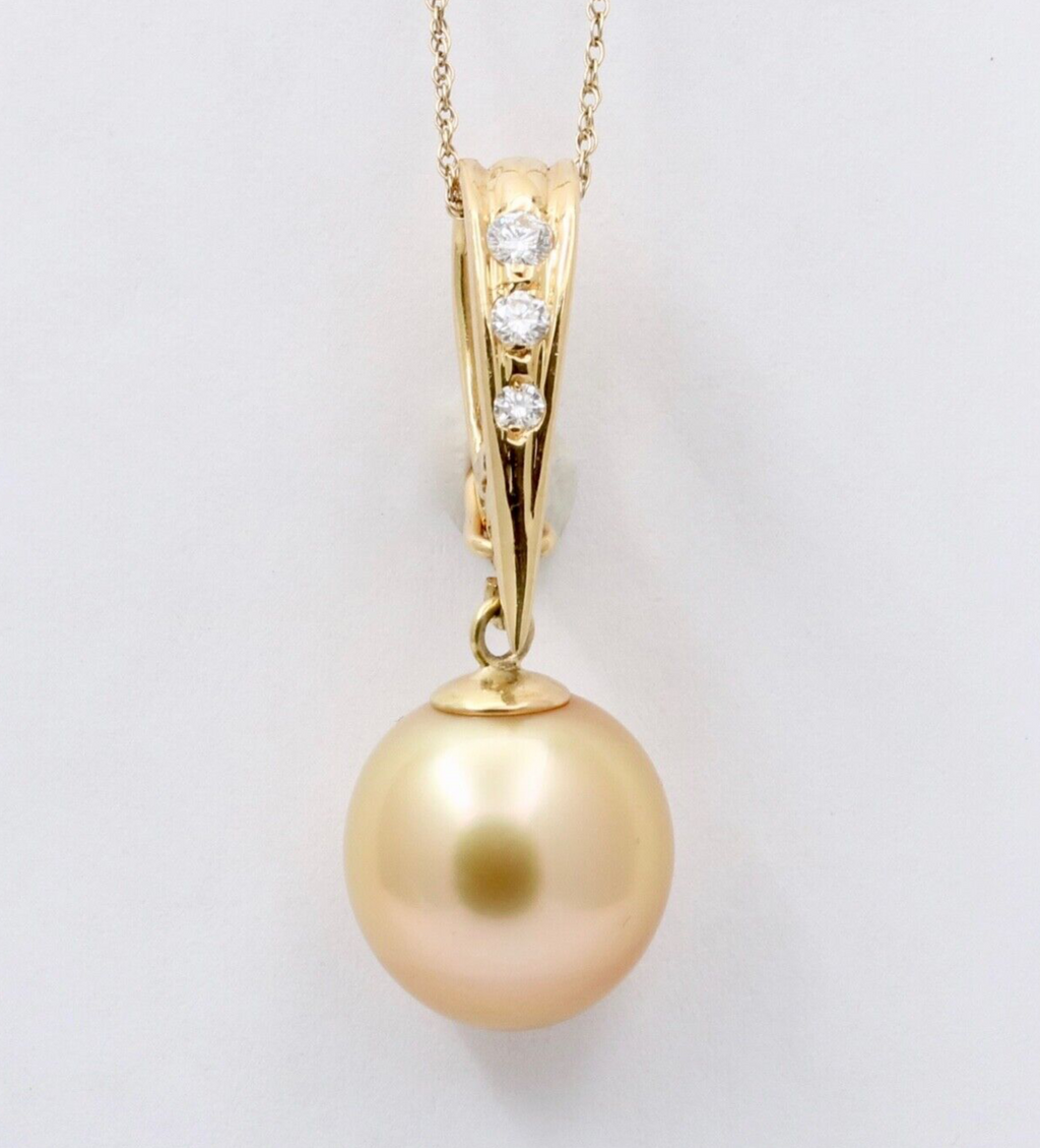 Vintage 18K Yellow Gold South Sea Golden Pearl Diamond Pendant, Necklace