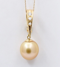 Load image into Gallery viewer, Vintage 18K Yellow Gold South Sea Golden Pearl Diamond Pendant, Necklace
