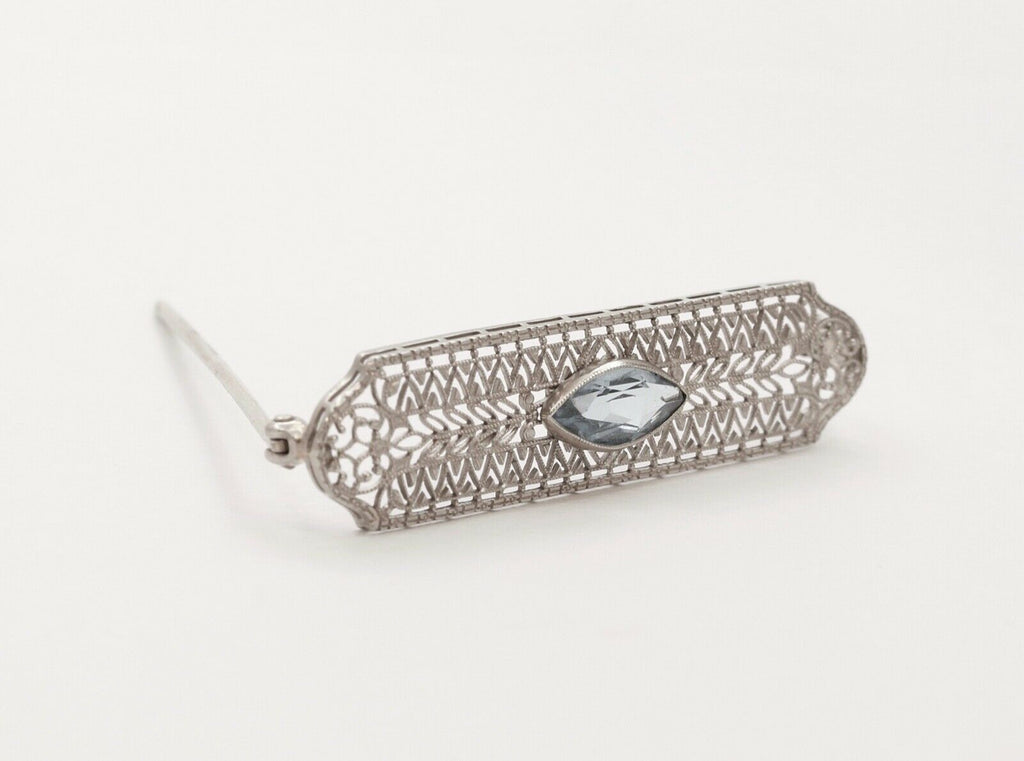 Art Deco Blue Sapphire 14K White Gold Filagree Bar Brooch Pin
