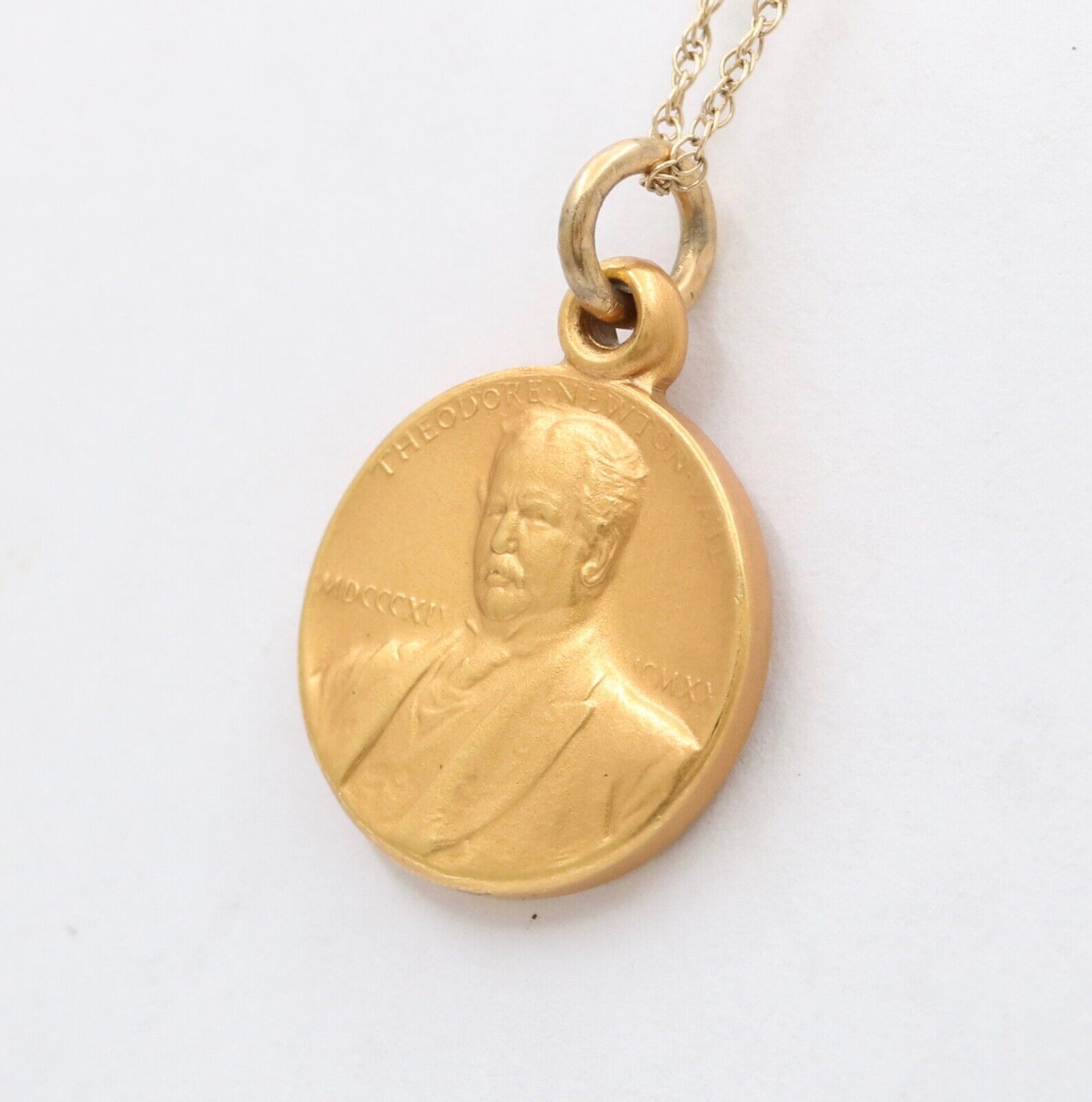 Vintage Theodore Newton Vail 18K Yellow Gold Service Excellency Pendant