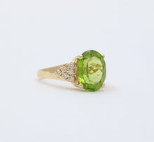 Load image into Gallery viewer, Classic 14K Yellow Gold Peridot Diamond Ring Engagement Ring Band
