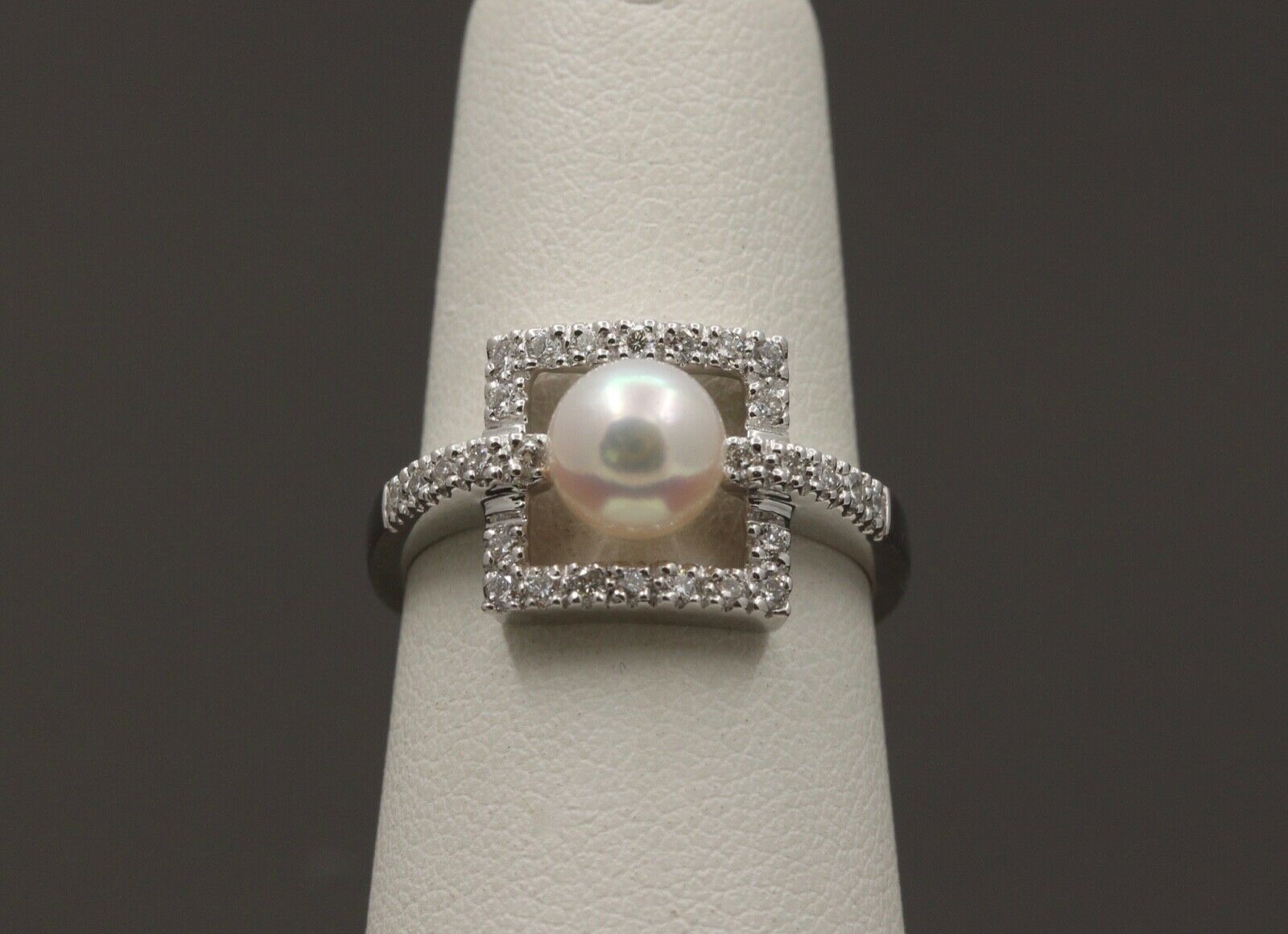 Mikimoto Pearl Diamonds 14K White Gold Ring
