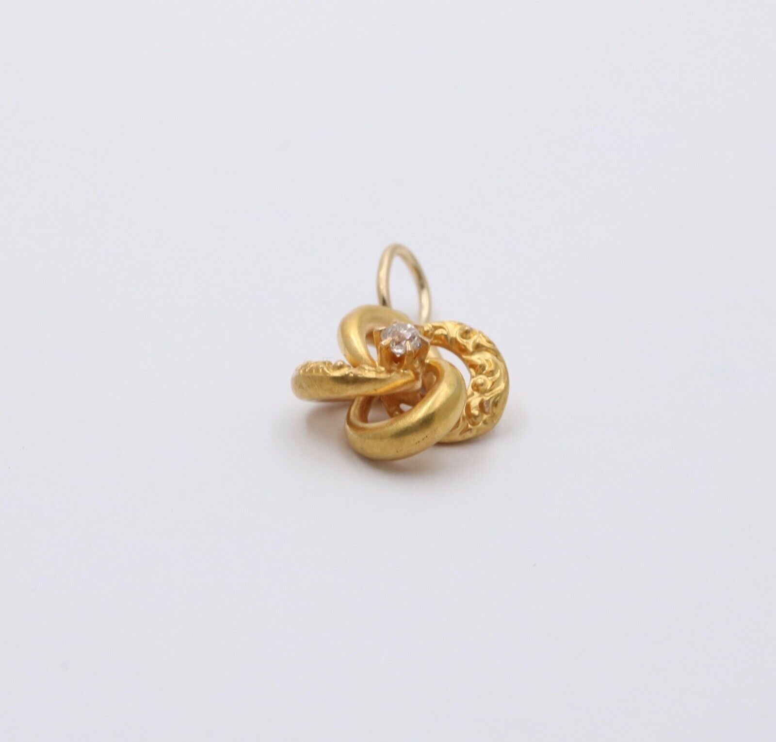 Art Deco Infinity Hoops Diamond 18K Yellow Gold Pendant