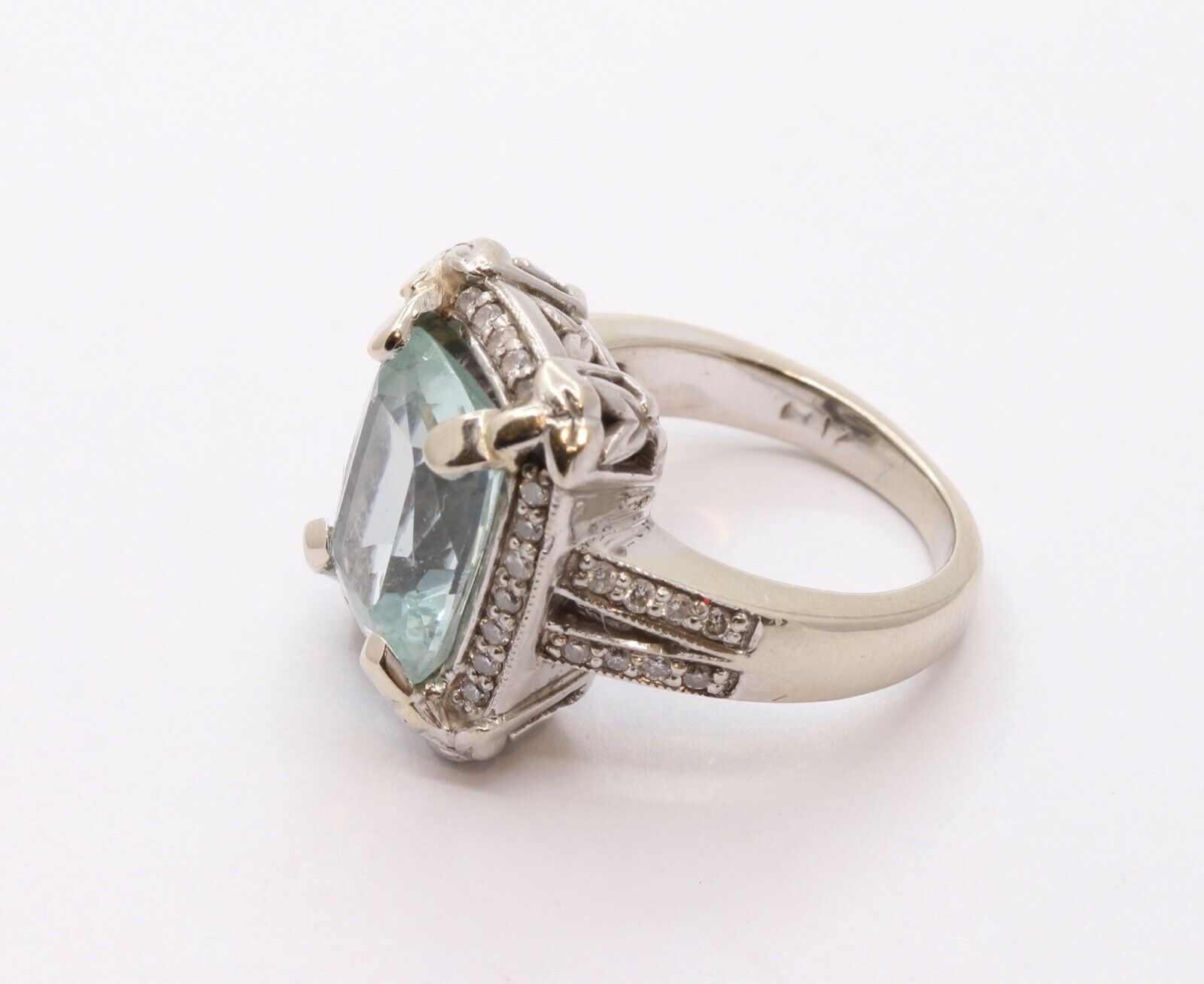 Vintage 14K White Gold Aquamarine Diamonds Ring