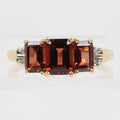 Vintage 10K Yellow Gold Garnet Diamond Ring