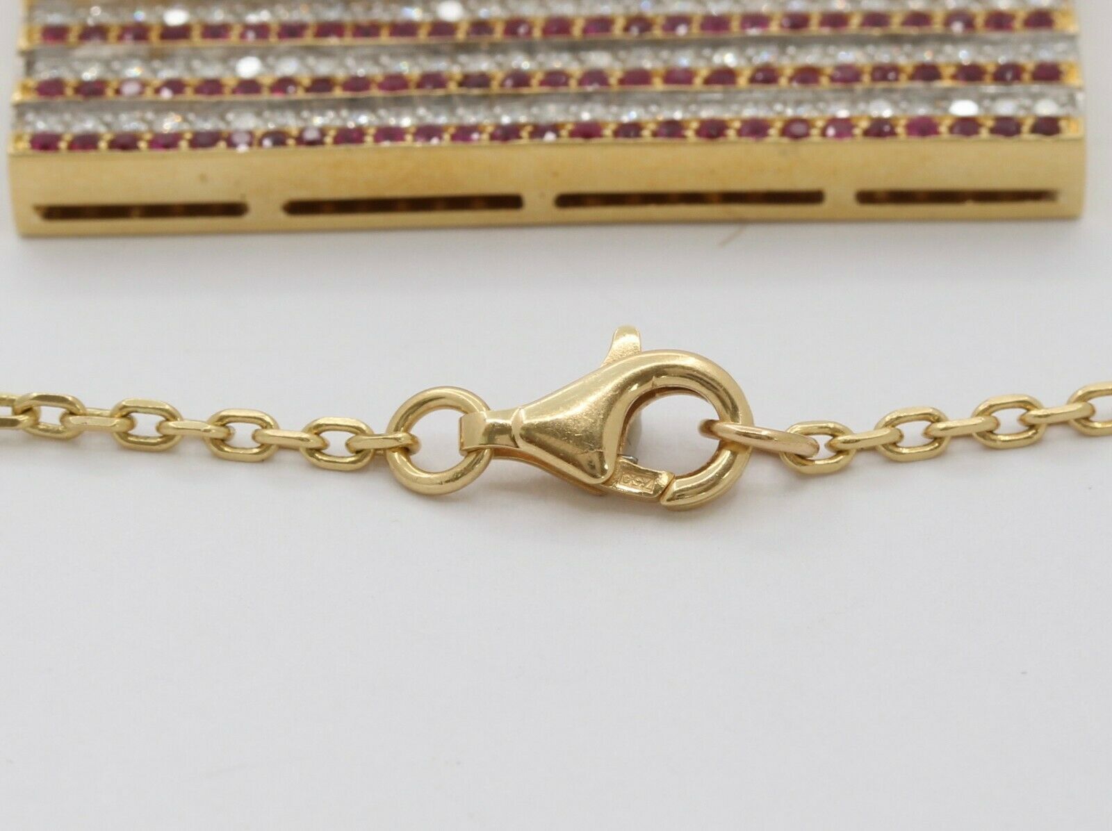 Vintage 18K Yellow Gold Diamond Sapphire Ruby US Flag Pendant