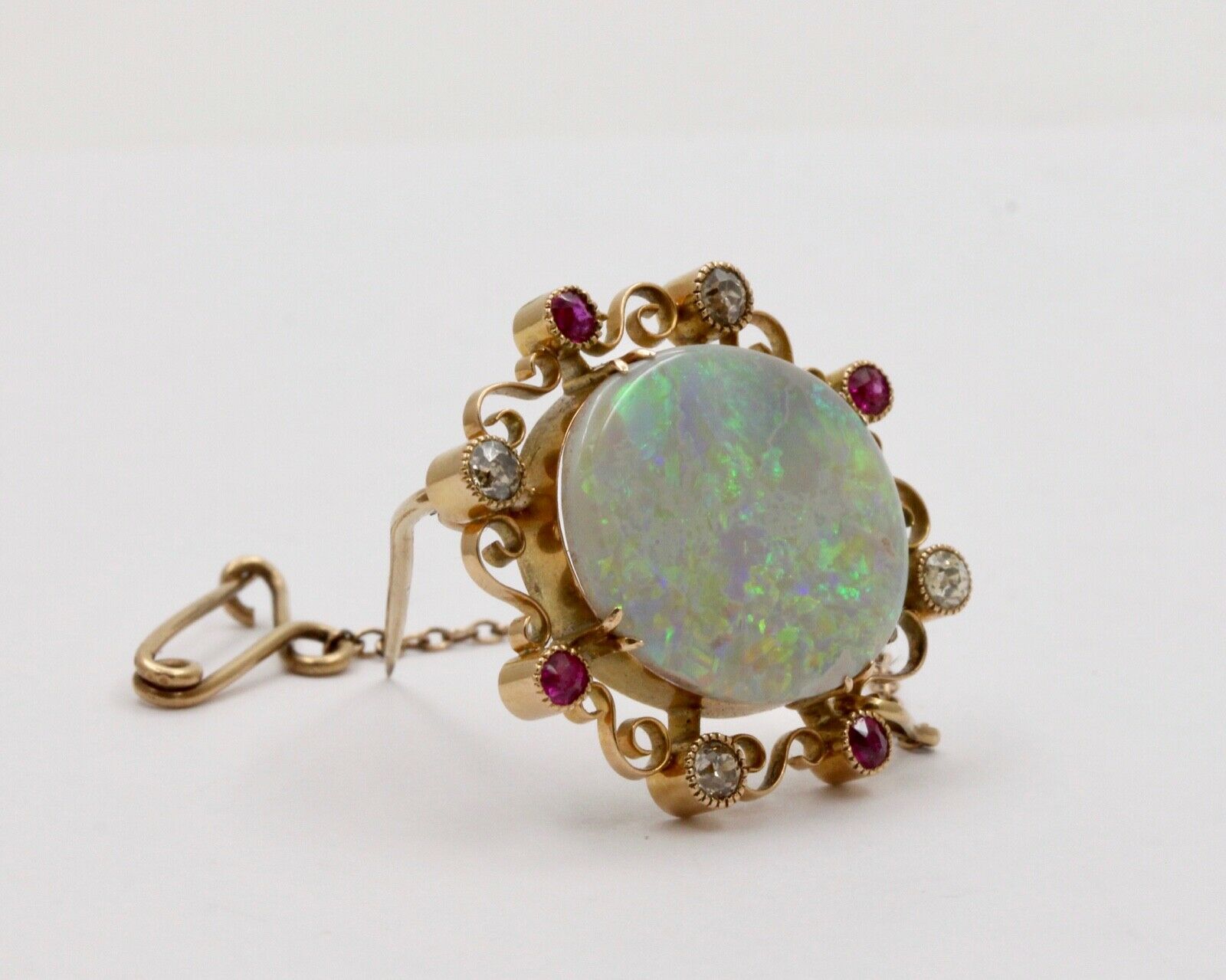 Adorable Edwardian Floral Design Opal 14K Gold Brooch pin