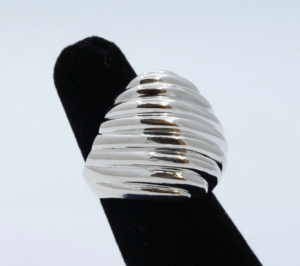 Vintage Tiffany and Co. Scallop Ring 925 Sterling Silver