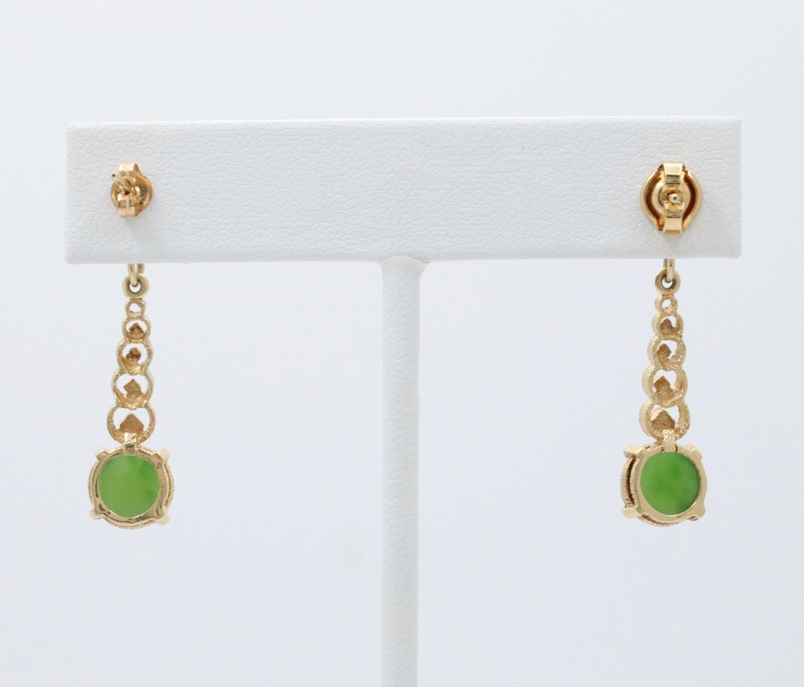 Vintage 14K Yellow Gold Chrysoprase Dangling Earrings