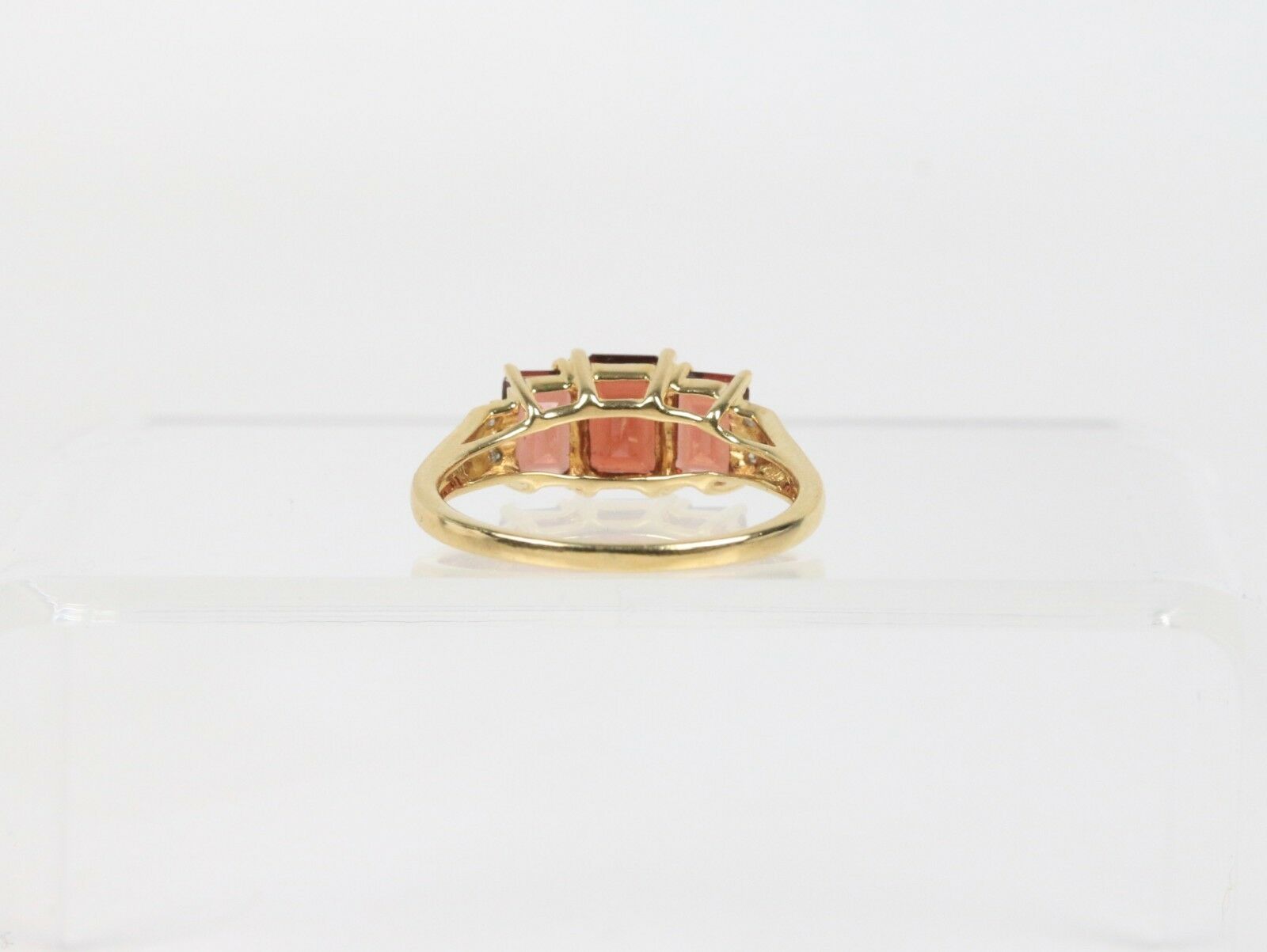 Vintage 10K Yellow Gold Garnet Diamond Ring