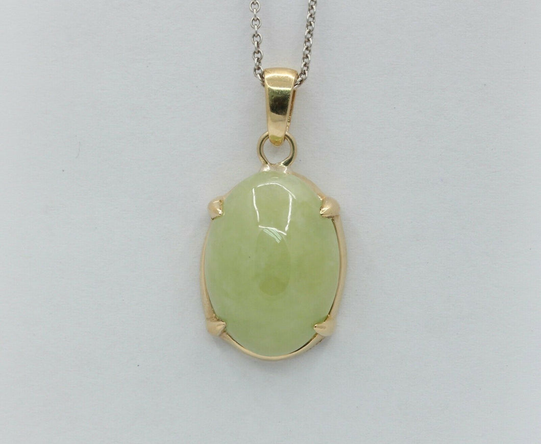 Vintage 22K Yellow Gold Jade Cabochon Jade Pendant