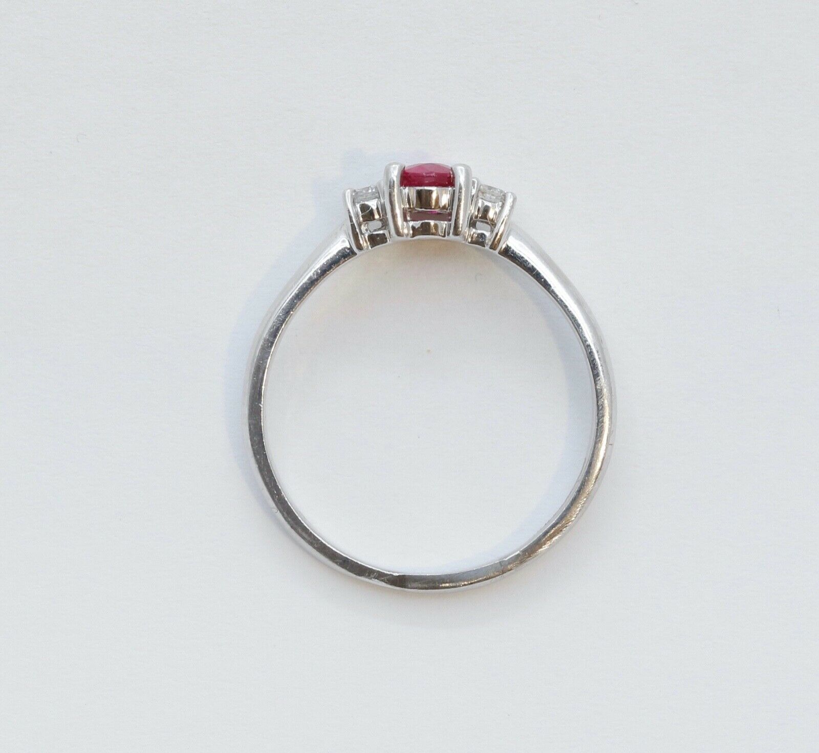 Vintage Natural Ruby Diamonds Platinum Ring