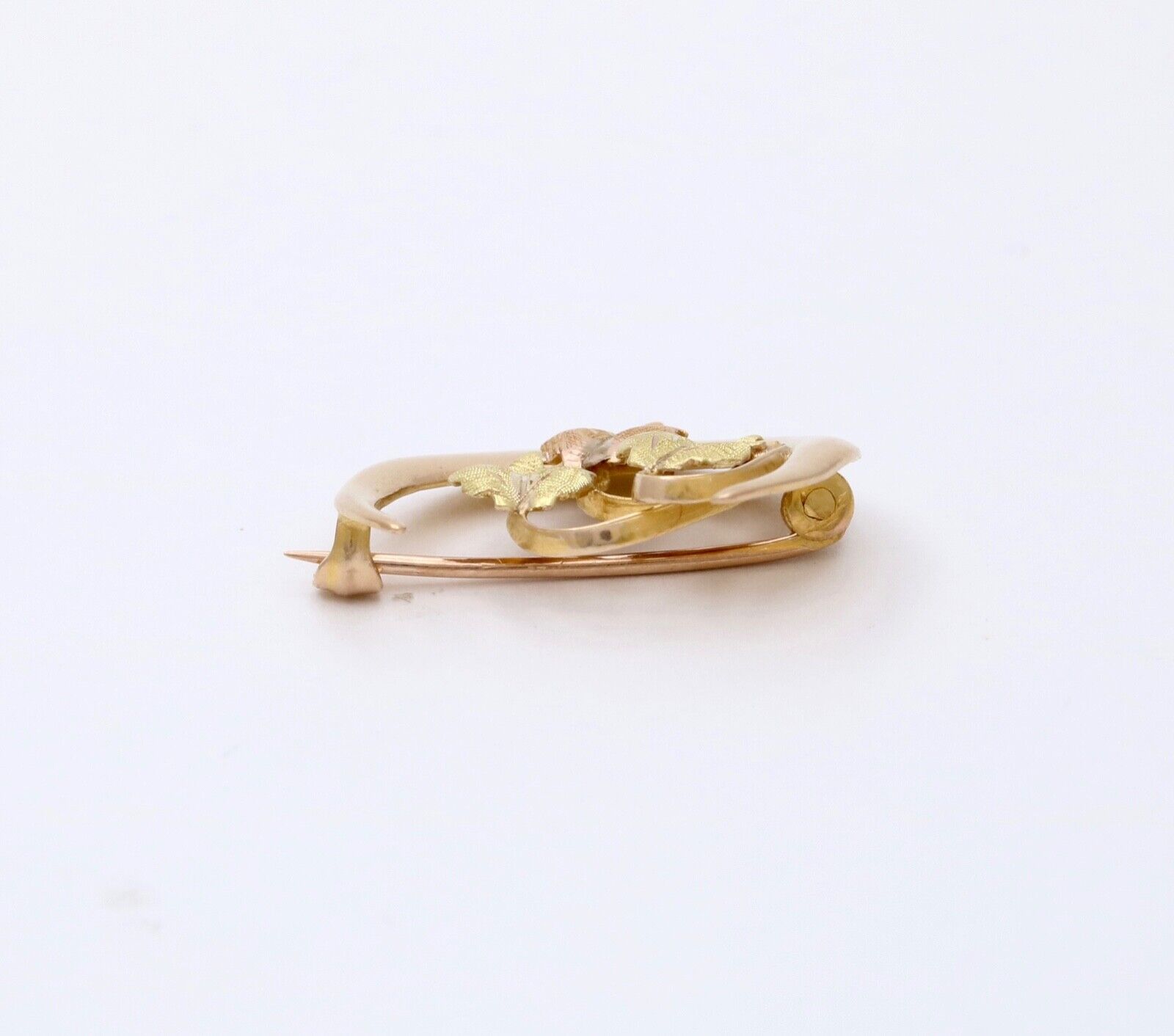 Antique Art Nouveau 10K Gold Leaf & Crescent Moon Pin. Antique Brooch.