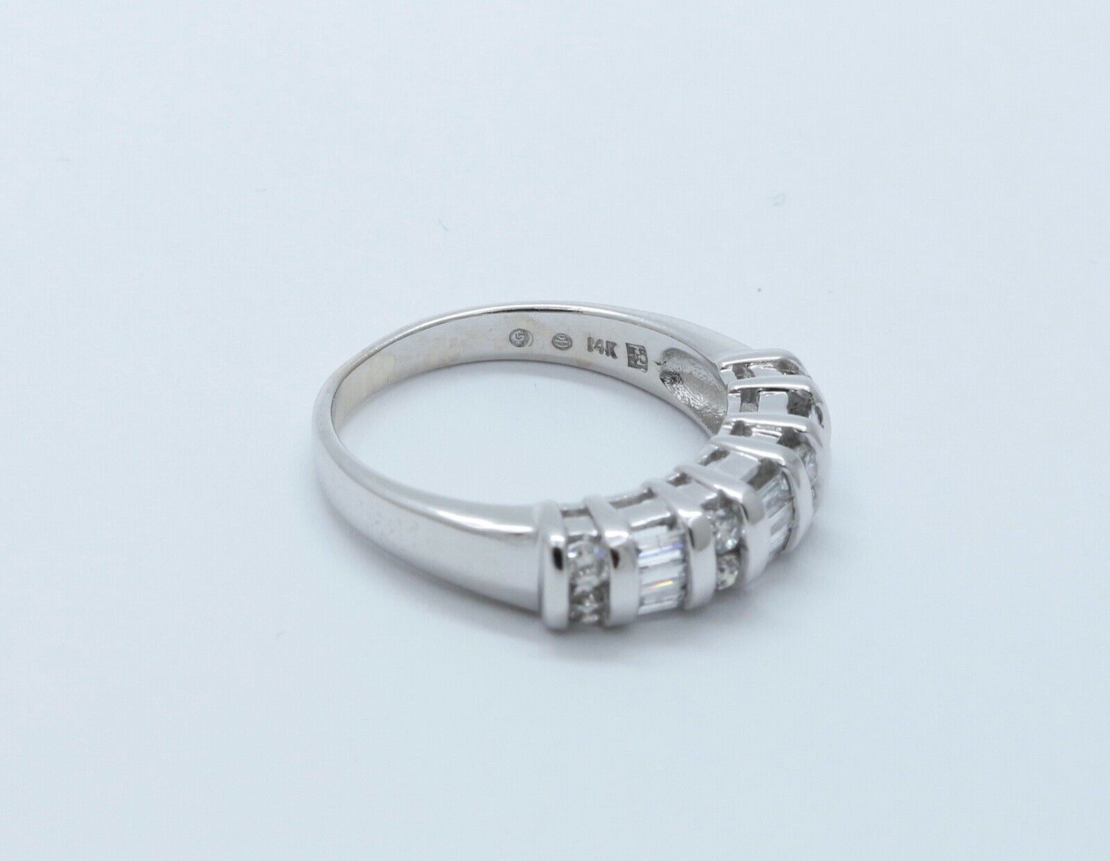 Beautiful Vintage Round Baguette Diamonds 14K White Gold Wedding Band Ring