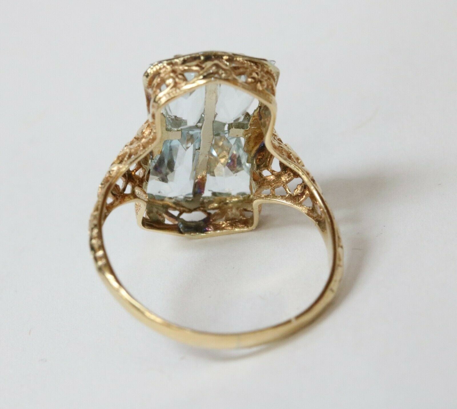 Art Deco Turpered baguette Aquamarine 14K Gold Filigree Ring