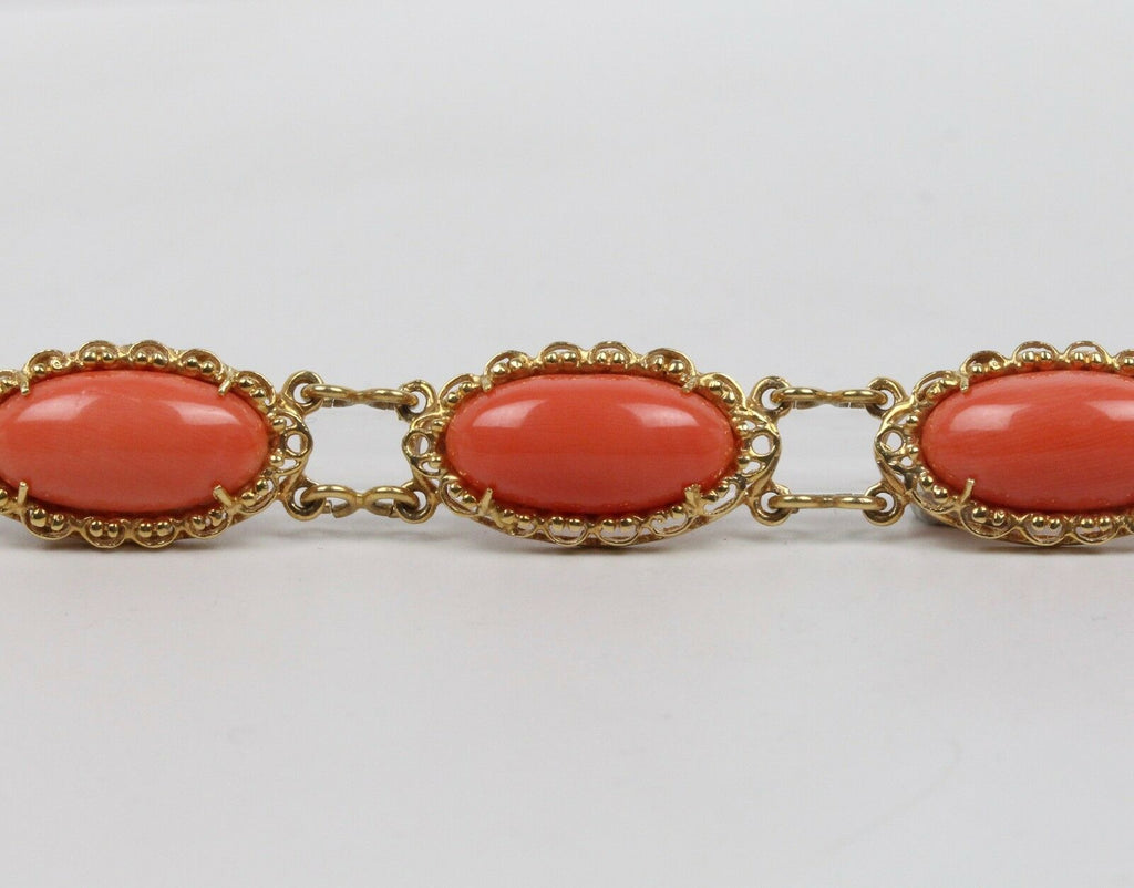 Elegant Vintage Ladies Coral 18K Yellow Gold Bracelet