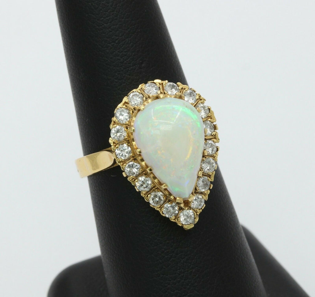 Vintage 18K Yellow Gold Halo Setting Opal Diamond Cocktail Ring