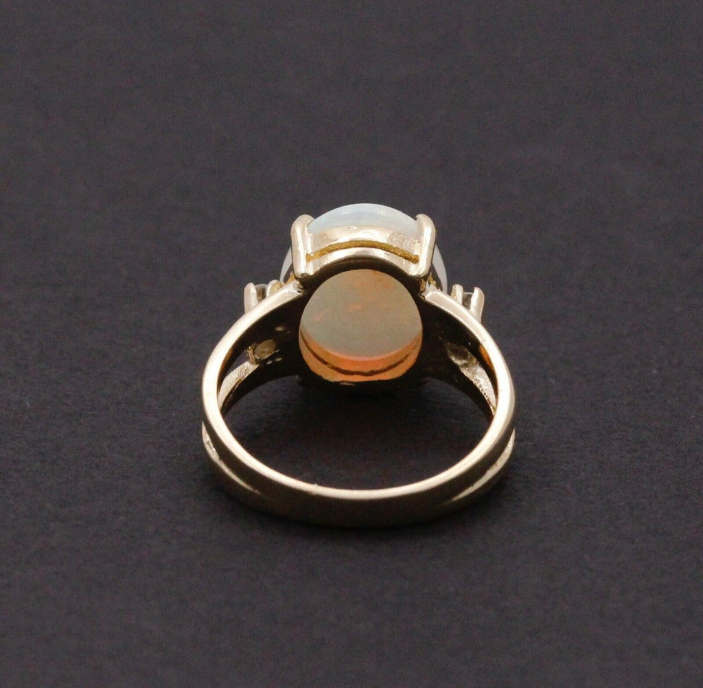 Vintage Opal Diamonds 14K Yellow Gold Ring