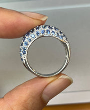 Load image into Gallery viewer, Vintage 18K Gold Sapphire Pave Ring Band
