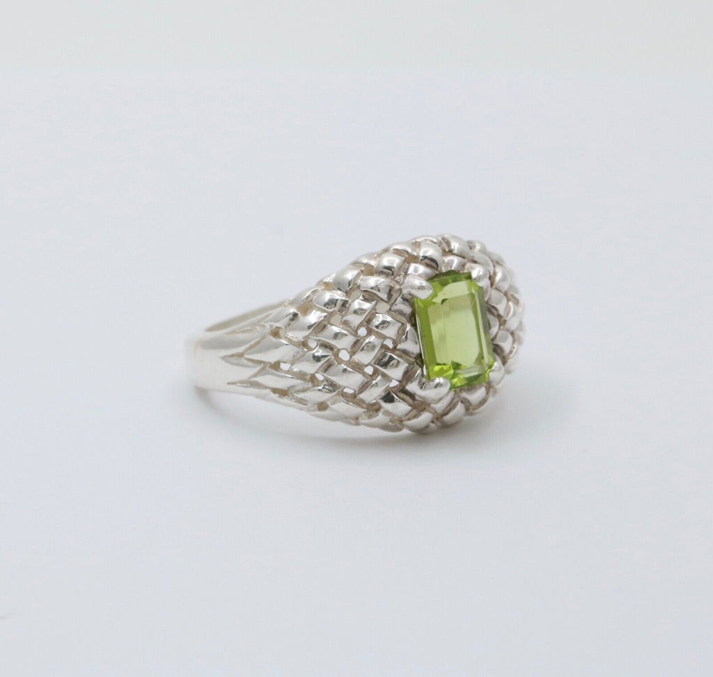 Vintage KABANA Peridot Sterling Silver Ring.