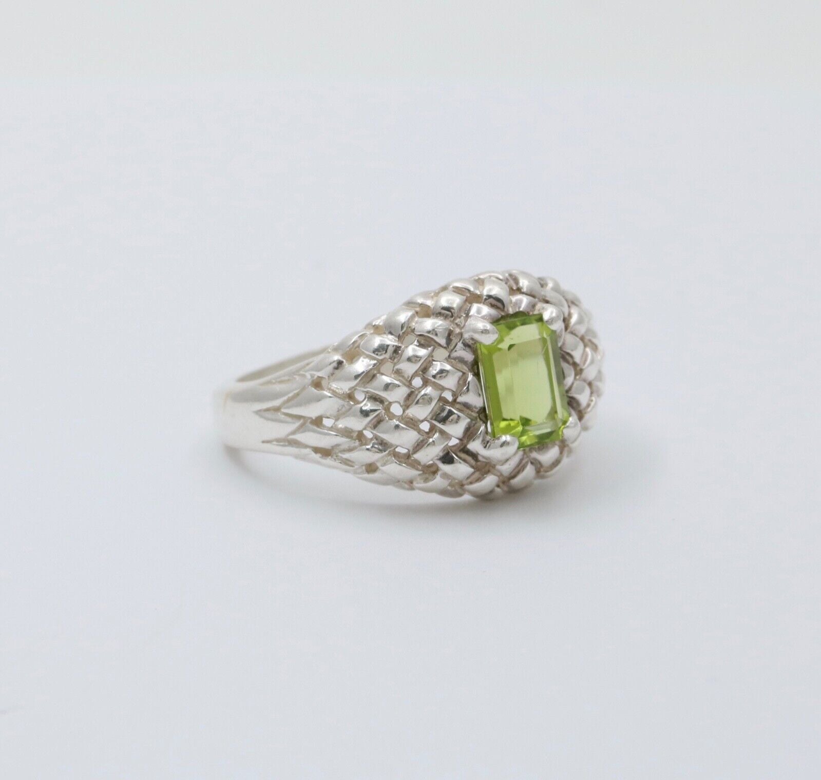 Vintage KABANA Peridot Sterling Silver Ring.